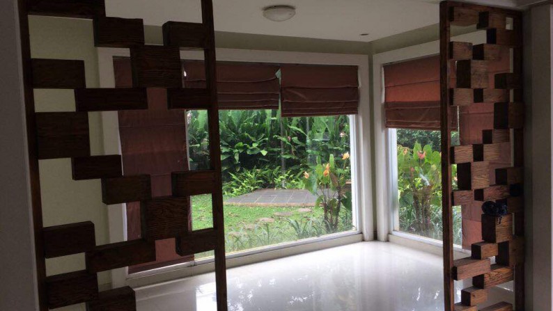 Dijual Rumah Megah di Jl. Haji Montong, Ciganjur - Semi Furnished