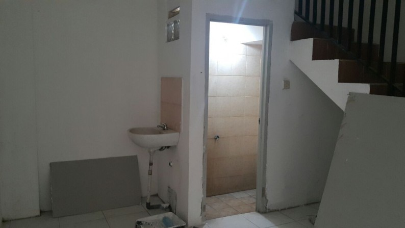 Dijual Ruko di Jl. Dayung Raya - Kelapa Dua, Tangerang