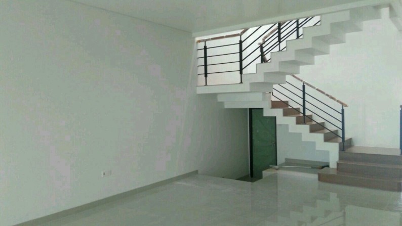 Brand New House Dalam Komplek Area Mampang Prapatan, Jakarta Selatan