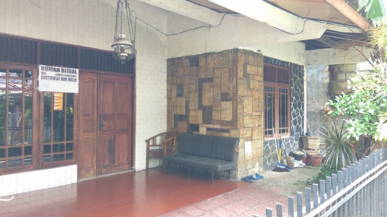 Rumah sederhana, rapih, siap huni di kawasan Pramuka, Jakarta Timur