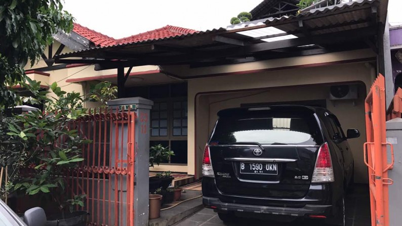 Dijual Rumah di Villa Melati Mas Jl. Flamboyan - Serpong