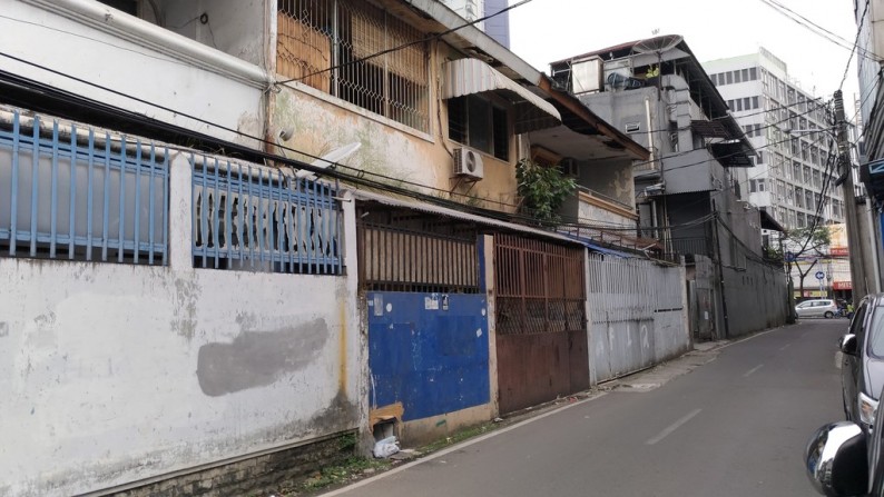 Rumah 5 Menit Dari Pasar Baru