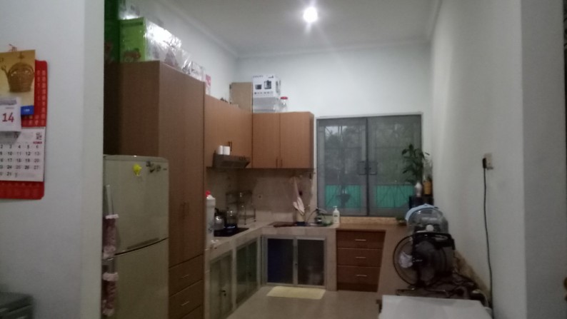 Dijual Rumah siap huni di lokasi strategis