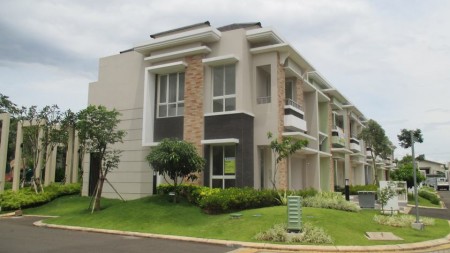 Dijual rumah TURUN HARGA !!! Siapa cepat Anda dapat. Edison Timur Gading Serpong