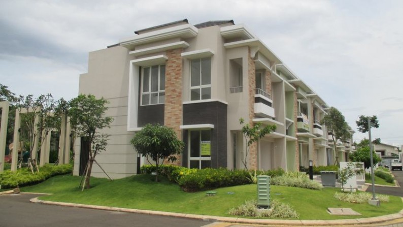 Dijual rumah TURUN HARGA !!! Siapa cepat Anda dapat. Edison Timur Gading Serpong