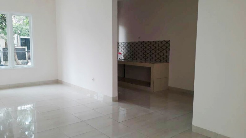 Rumah Dijual, nyaman, aman, akses lokasi mudah, siap Huni @Graha Raya, Bintaro