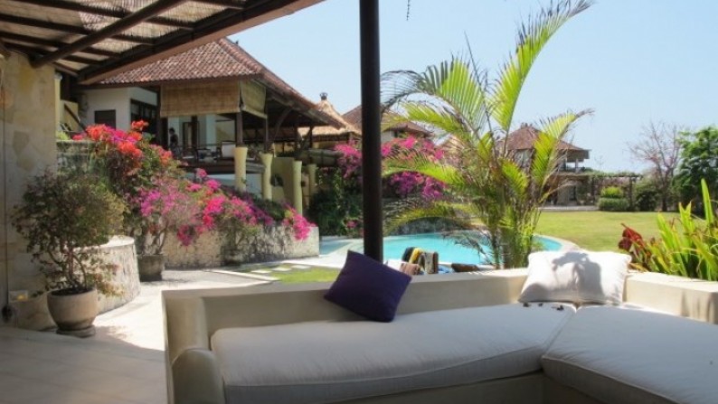 Freehold Amazing Villa with Spectacular Indian Ocean View Nusa Dua