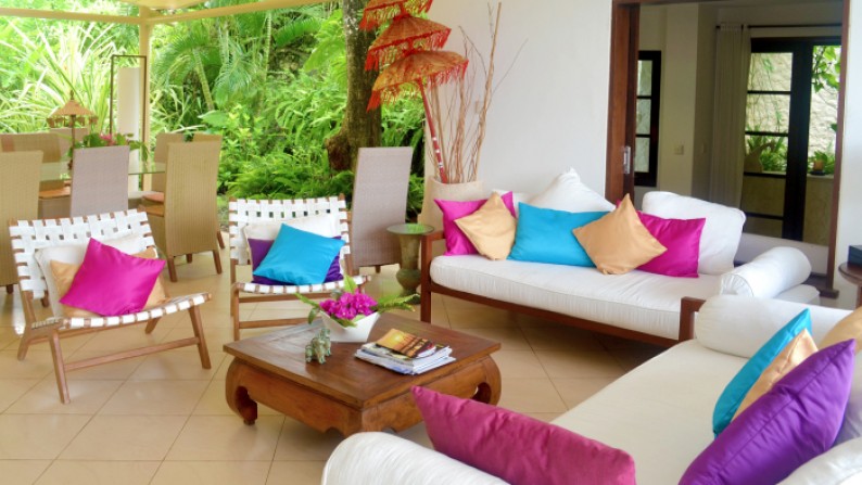 Freehold Amazing Villa with Spectacular Indian Ocean View Nusa Dua