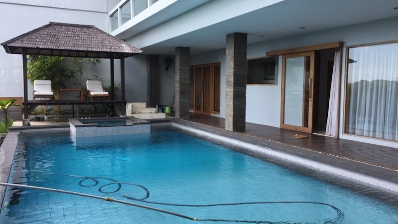 villa mewah full view laut dan bandara