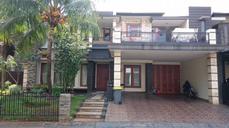 Rumah Mewah, Hunian Nyaman aman dan bersih di Menteng Bintaro