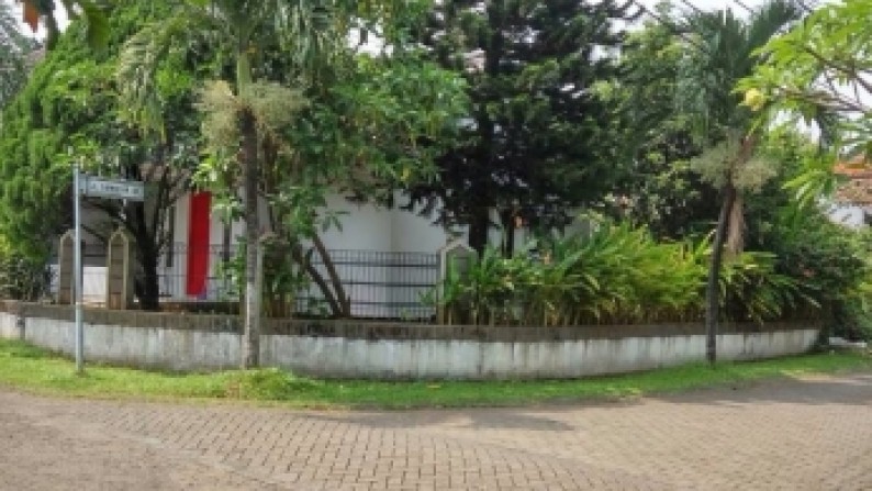Rumah asri di Nusa Loka