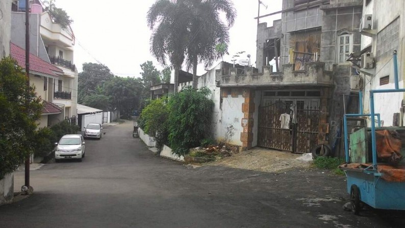 Rumah siap huni di Ciputat Tangerang selatan