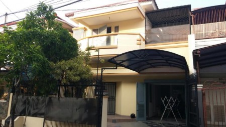 Rumah siap huni di Taman Semanan Indah