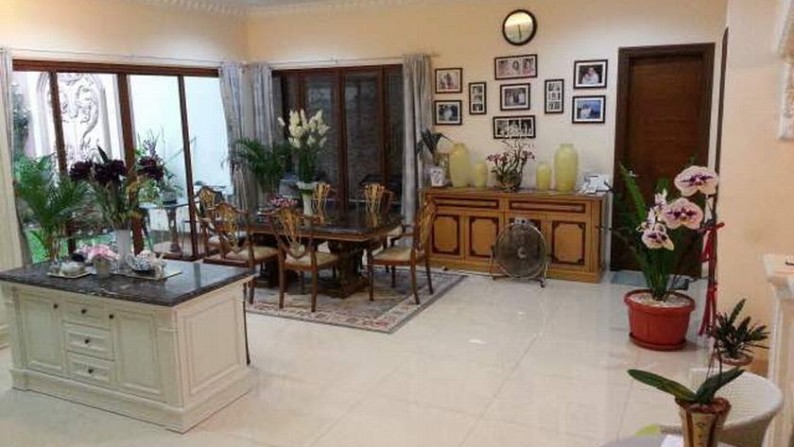 Dijual rumah di Giri Loka BSD City, Split level, Semifurnish,  Furniture yang nempel, Murah, Strategis, siap huni