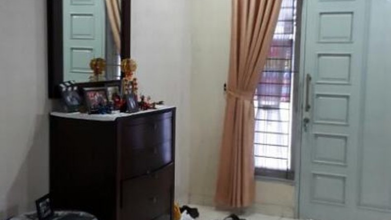 Dijual Rumah di De Latinos Boenos Aires BSD City, Murah, strategis, siap huni