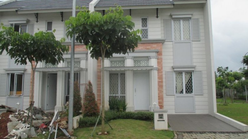 Dijual rumah di Greenwich Hylands BSD City, strategis, murah, siap huni.