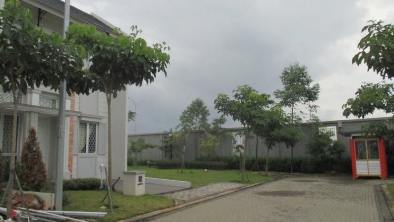 Dijual rumah di Greenwich Hylands BSD City, strategis, murah, siap huni.