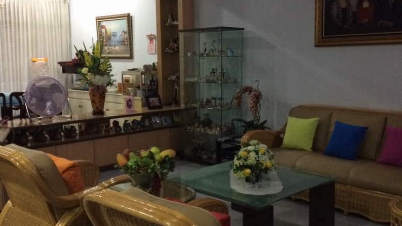 Dijual Rumah di Taman Alfa Indah - Joglo, Jakarta Barat