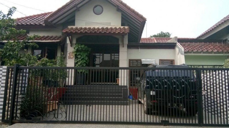 Rumah Cantik siap huni di Villa Melati Mas