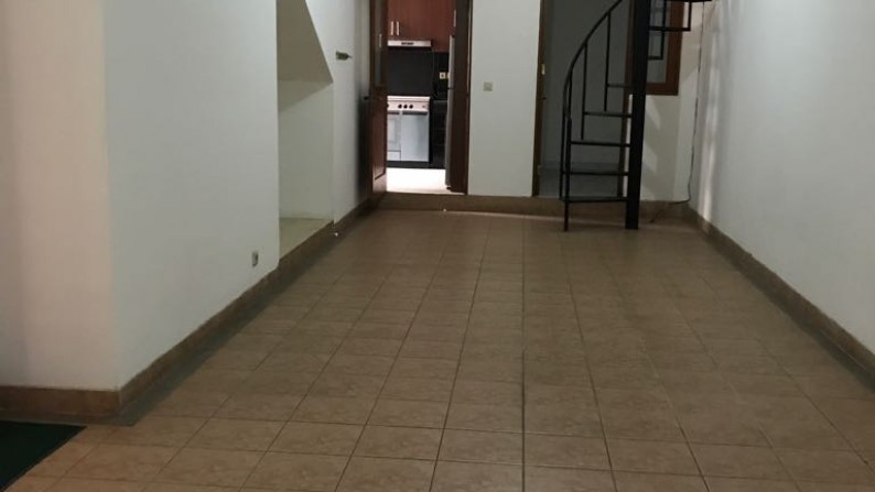 Disewa  rumah  Dikawasan Elit Jakarta Selatan