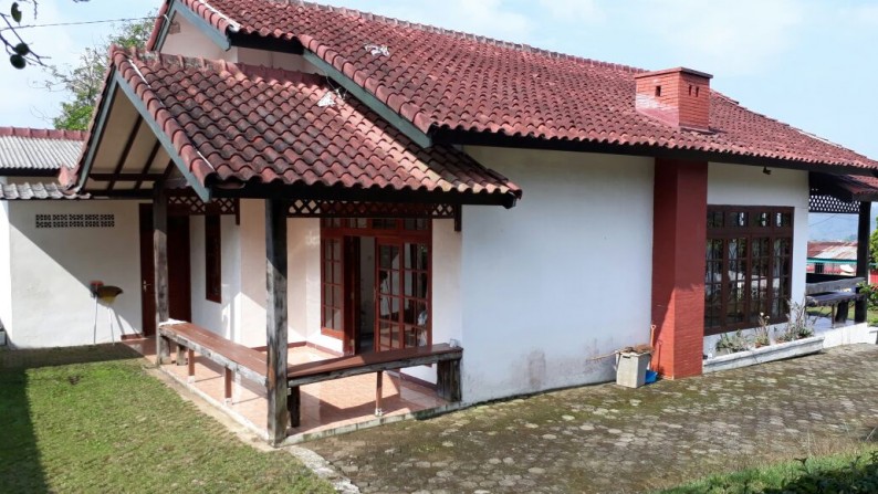 Dijual Villa Cantik di Daerah Puncak Pacet