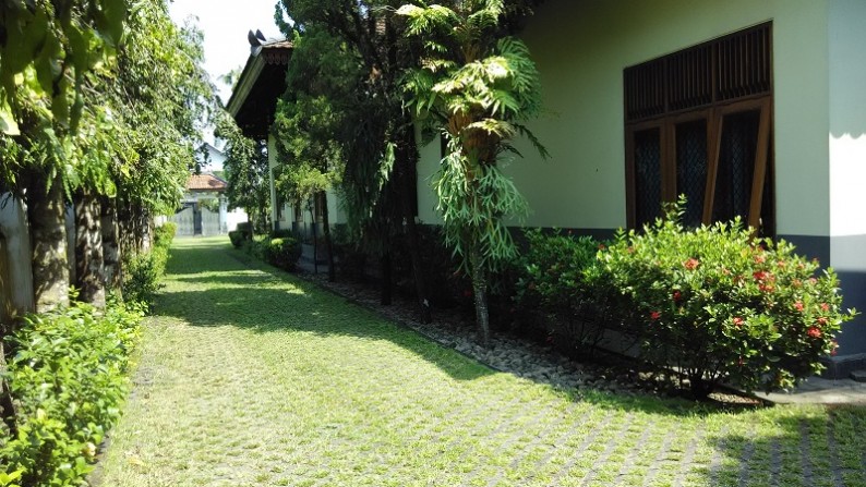 RUMAH MEWAH BERARSITEKTUR JAWA MODERN+FURNITURE, YOGYAKARTA