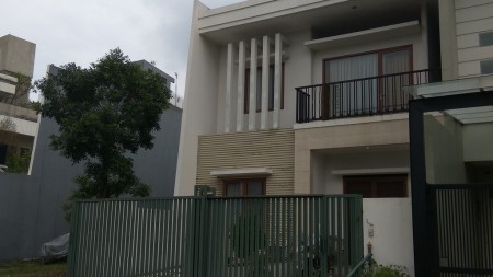 Rumah siap huni, sudah rapi, lebar 8 di kawasan Kelapa Gading