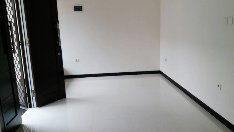 Dijual Rumah Bagus Di Bintang Garuda Residence, Rempoa