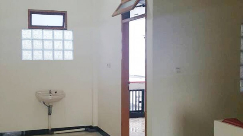 Dijual Rumah Bagus Di Villa Gunung Lestari, Jombang