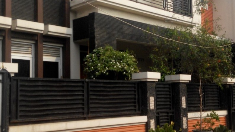 Dijual Rumah di Dasana Indah - Legok, Tangerang