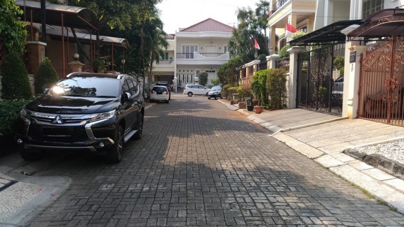 Rumah Bagus Di Villa Permata Gading