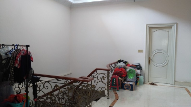 Rumah Bagus Di Villa Permata Gading