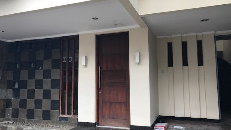 Rumah Sewa di Taman Bona Indah Lebak Bulus