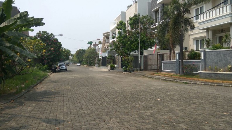 Kavling Hoek Villa Permata Gading