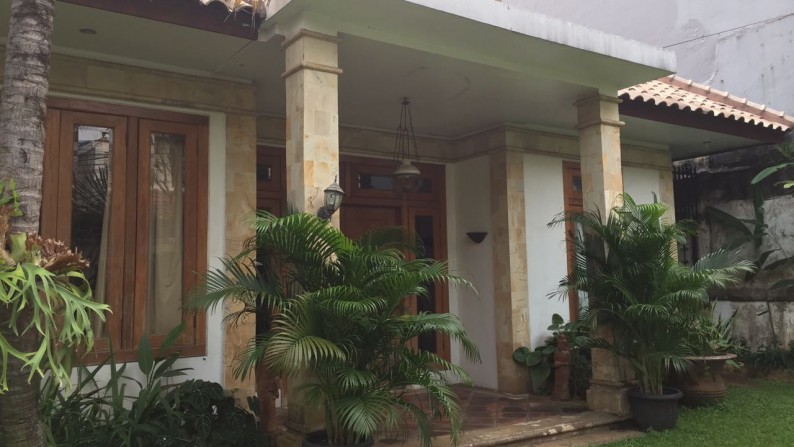 Rumah Siap Huni di Kemang Utara, Jakarta Selatan