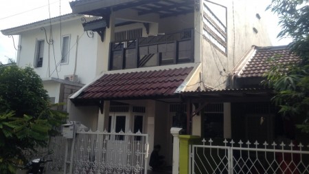 RUMAH STANDAR ASRI DI BINTARO JAYA SEKTOR IV DENGAN LOKASI DEKAT AKSES TOLL