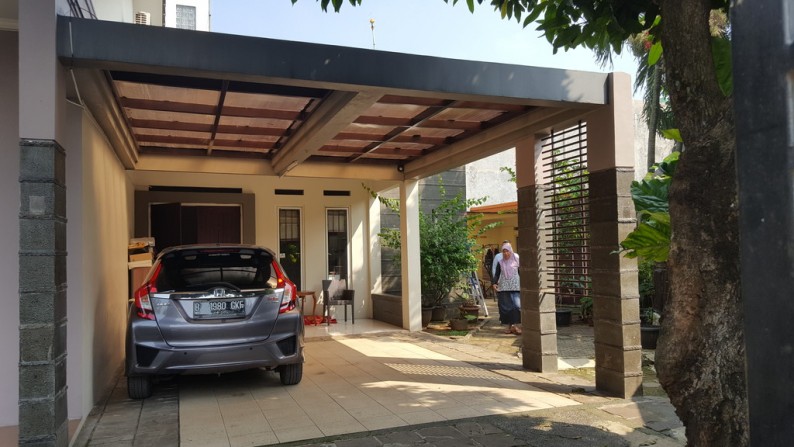 Dijual Rumah di Jl. Johar - Perum 3, Karawaci