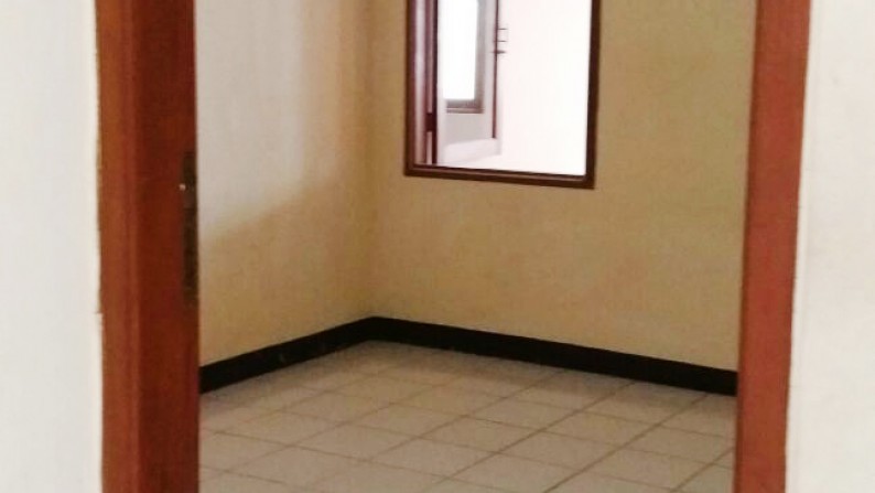 Dijual Rumah asri nyaman, aman, siap huni Di @Villa Bintaro Indah