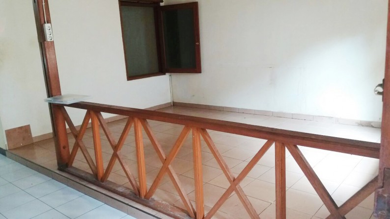 Dijual Rumah asri nyaman, aman, siap huni Di @Villa Bintaro Indah