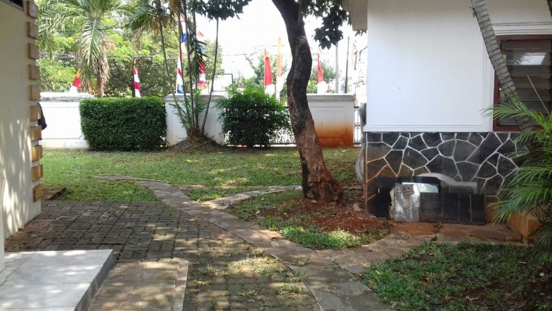 Rumah Siap Huni, Bagus di Bintaro Jaya Sektor 1