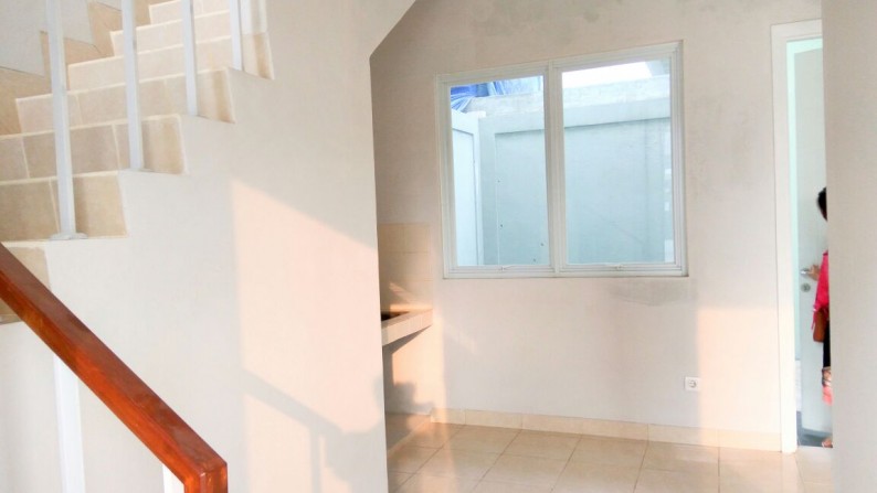 Dijual Rumah di Cluster The View - Puspitek, Tangerang