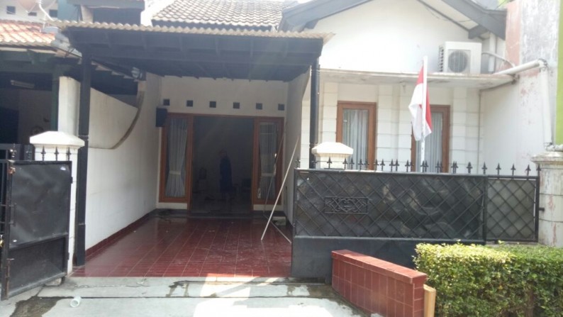 Rumah Siap Huni,Nyaman & aman di Bintaro Jaya Sektor 4