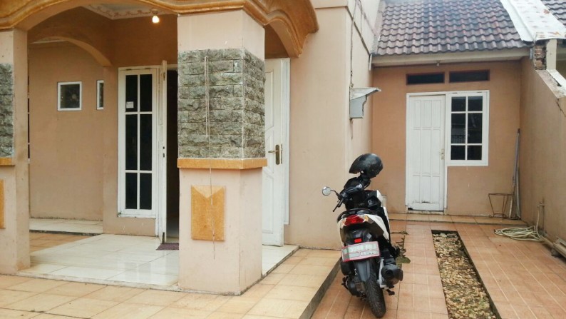 Dijual Rumah Bagus Di Jl Duren Village, Cileduk