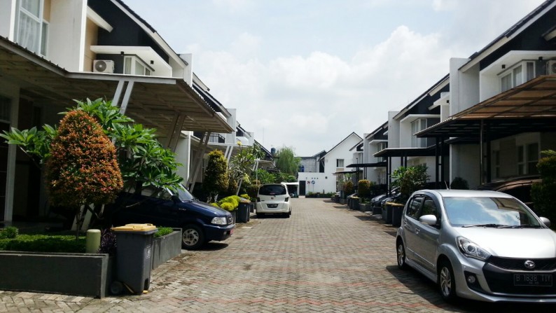 Dijual Rumah Bagus Di Jl Ceger Raya, Pondok Aren