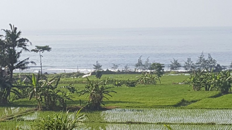 Tanah Ida Bagus Mantra dekat Komune Resort