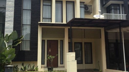 Rumah dalam cluster,bagus di Bintaro jaya sektor 9