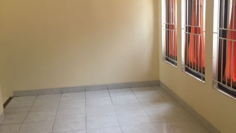 Rumah dalam cluster,bagus di Bintaro jaya sektor 9