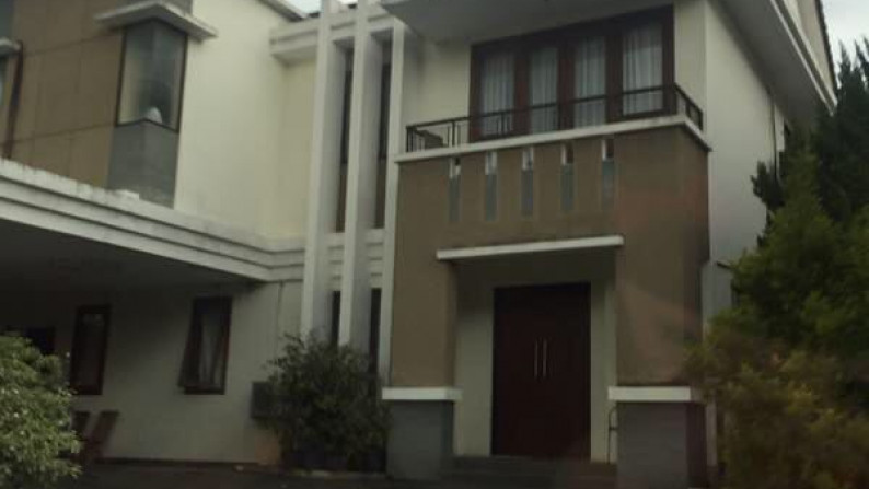 Dijual Rumah di Cluster The Green - BSD