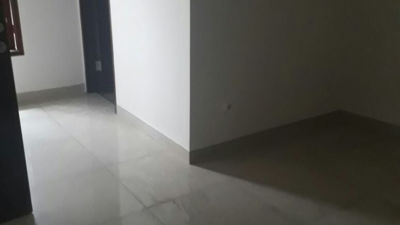 Rumah Baru,dalam cluster di Bintaro Jaya sektor 9