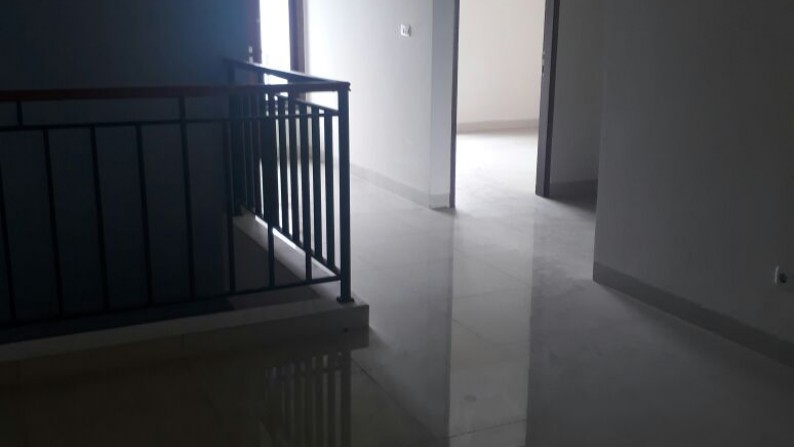 Rumah Baru,dalam cluster di Bintaro Jaya sektor 9